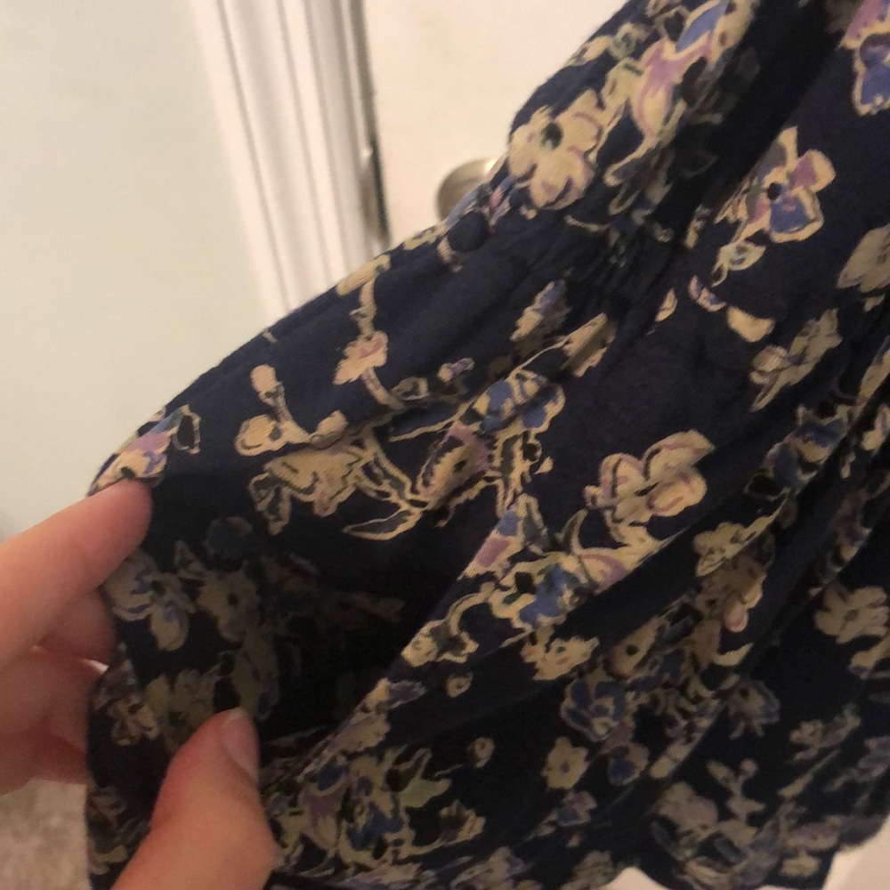 BLUE FLOWER ROMPER - Picture 4 of 6